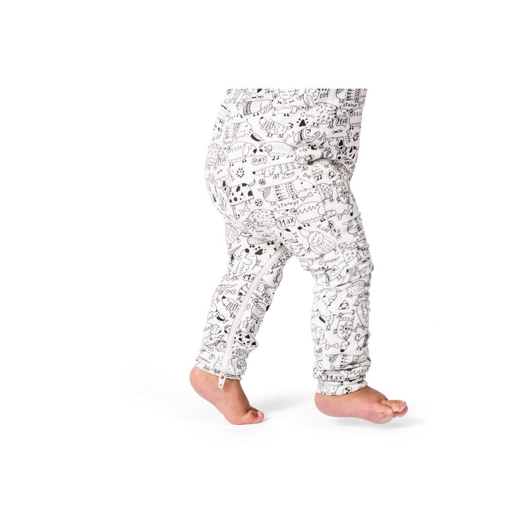 Close-up detail of baby wearing Dog Show Bamboo Zip Sleeper in neutral tones
